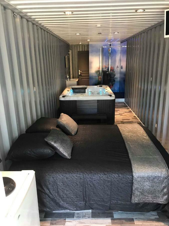 Les Docks Insolite & Spa Apartment Berck ภายนอก รูปภาพ